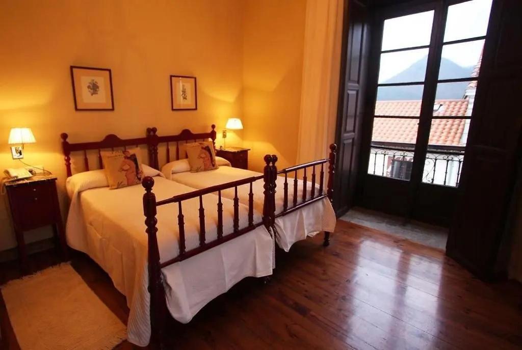Hotel Pax Casona Del Busto Pravia Buitenkant foto