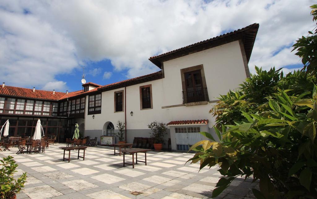 Hotel Pax Casona Del Busto Pravia Buitenkant foto